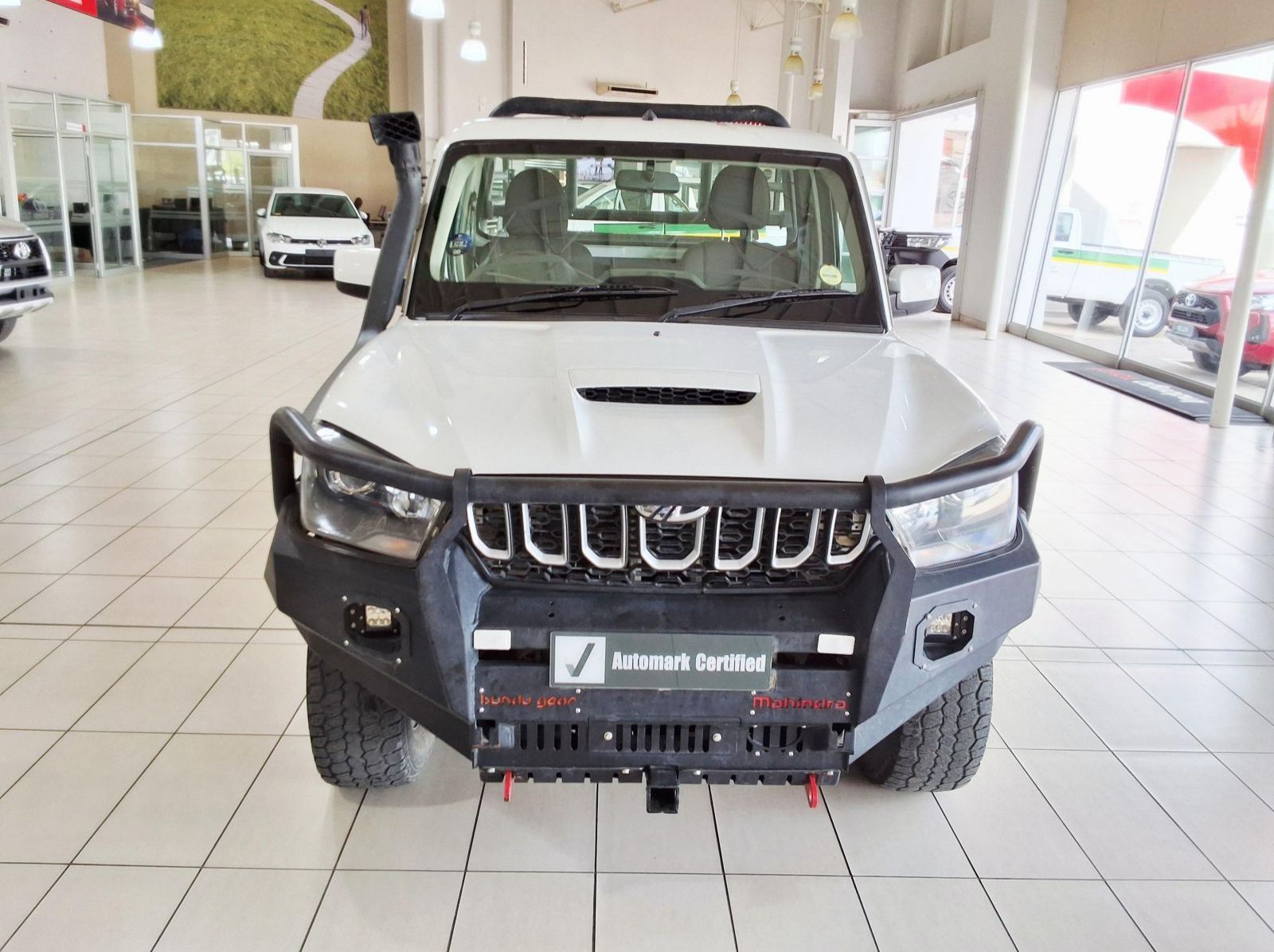 2022 Mahindra Scorpio Single Cab 2.2D Hawk S6 4X4 P/U pictures