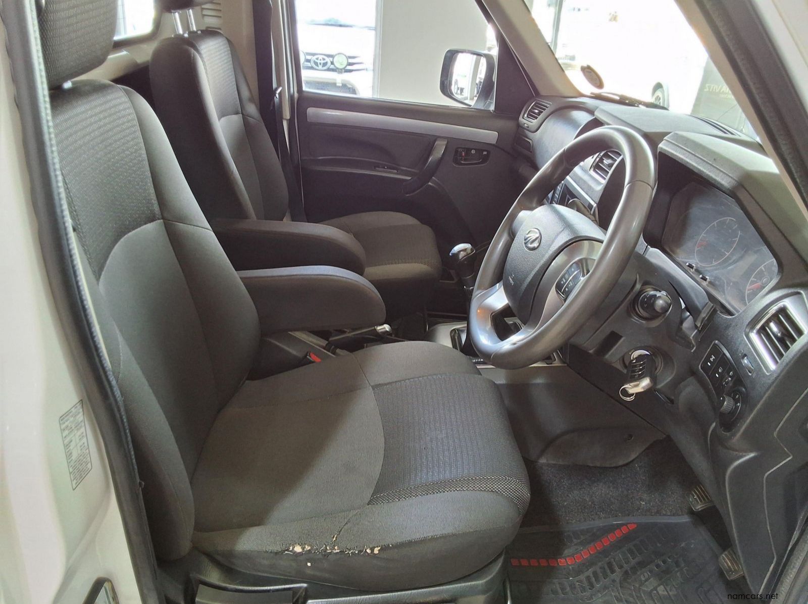 2022 Mahindra Scorpio Single Cab 2.2D Hawk S6 4X4 P/U pictures