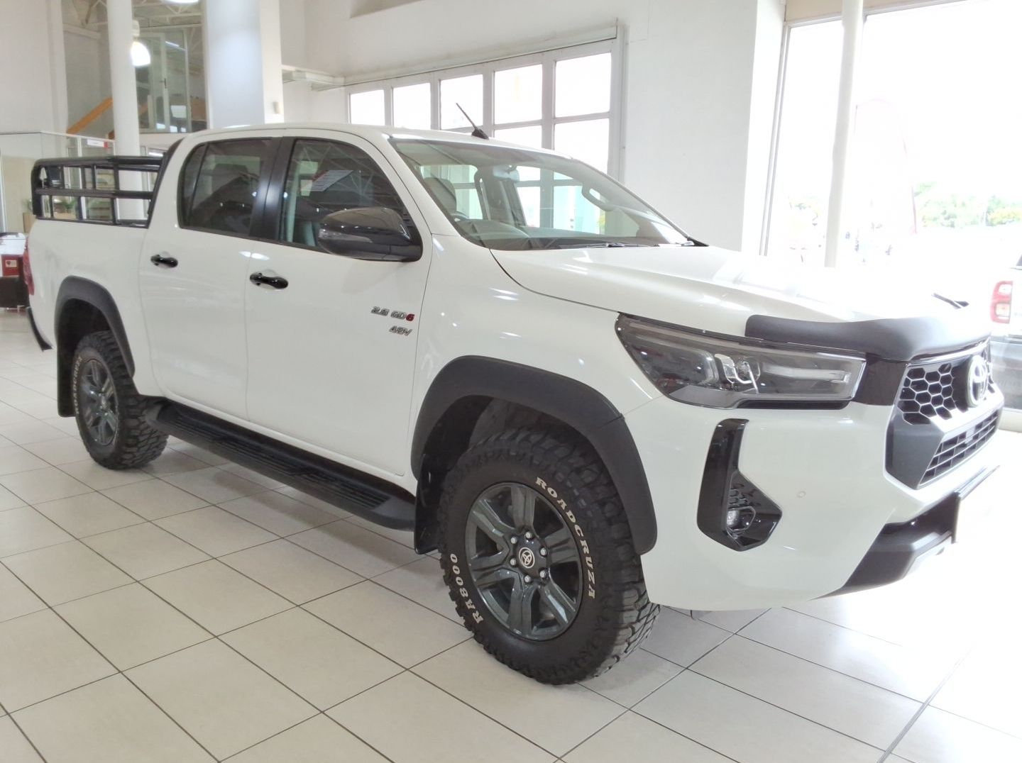 Used Toyota Hilux DC 2.8GD6 Raider 4X4 AT MH for sale in Windhoek, Walvis Bay, Okahandja, Gobabis, Mariental, Otjiwarongo, Ongwediva, Namibia