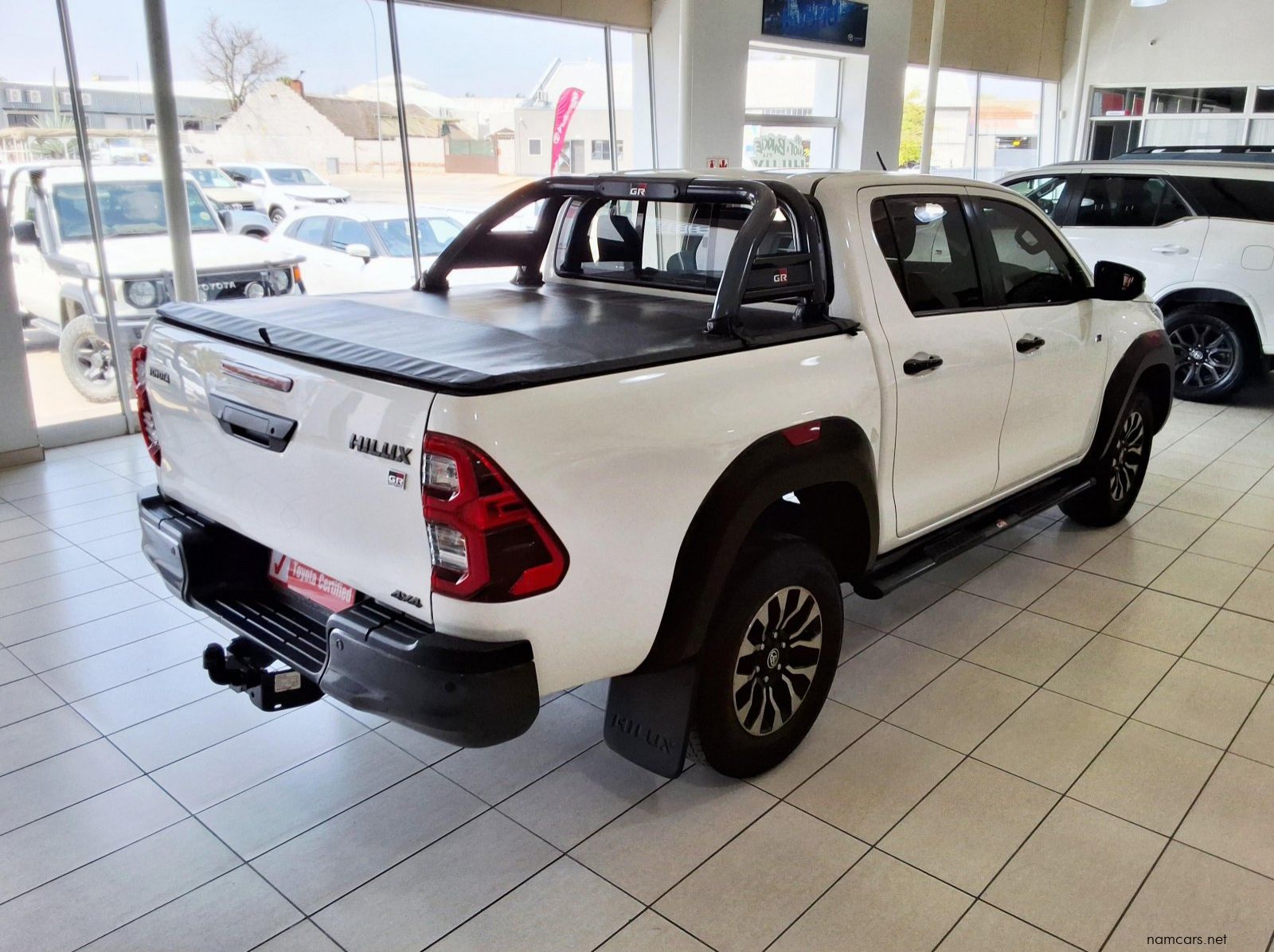 2022 Toyota Hilux Double Cab DC 2.8GD6 4X4 GR-S AT pictures