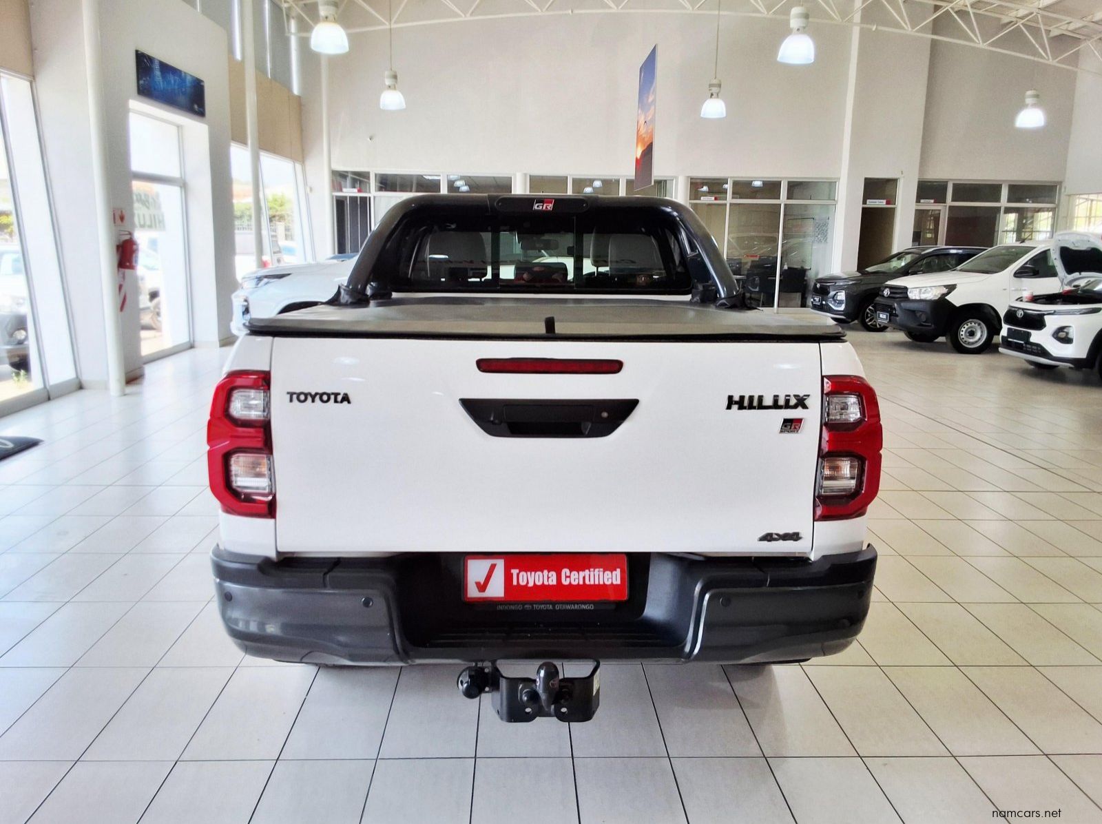 2022 Toyota Hilux Double Cab DC 2.8GD6 4X4 GR-S AT pictures