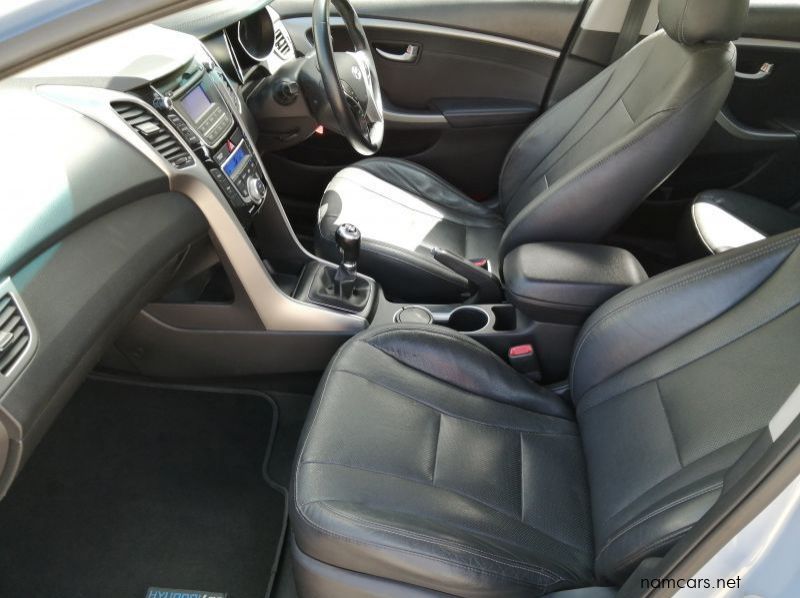 2013 Hyundai HYUNDAI i10 GLS/EXECUTIVE 1.8 pictures