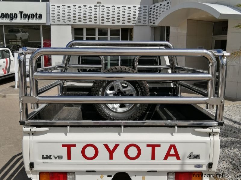 2016 Toyota LAND CRUISER 4.5 V8 TURBO DIESEL pictures