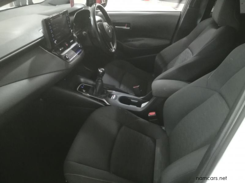 2022 Toyota Corolla Hatch 1.2P XS Turbo 5Dr Manual pictures