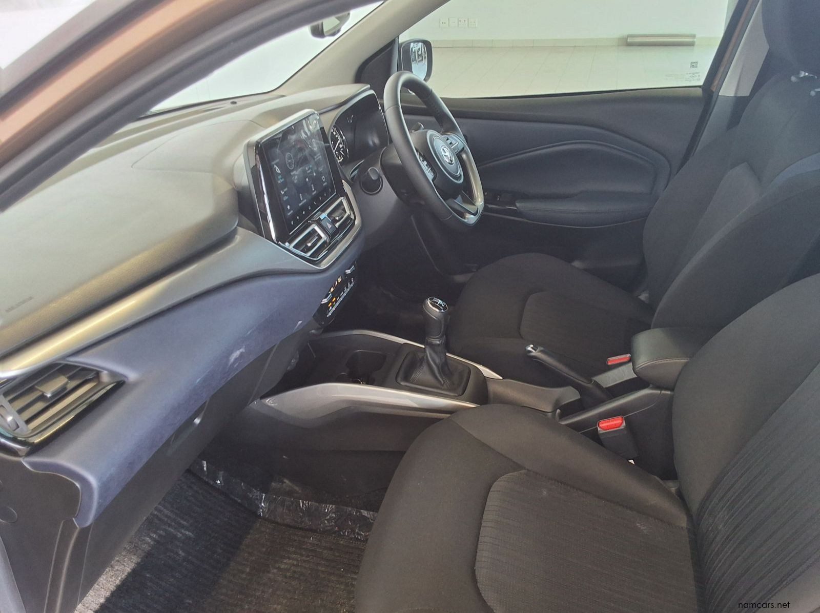 2025 Toyota STARLET 1.5 XR MT pictures