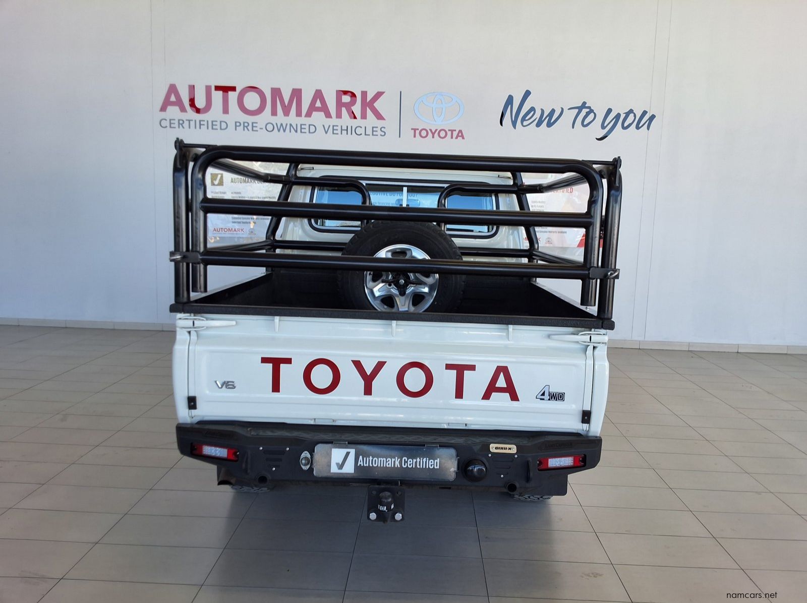2021 Toyota Toyota Land Cruiser 79 DC 4.0 Petrol 4x4 MT pictures