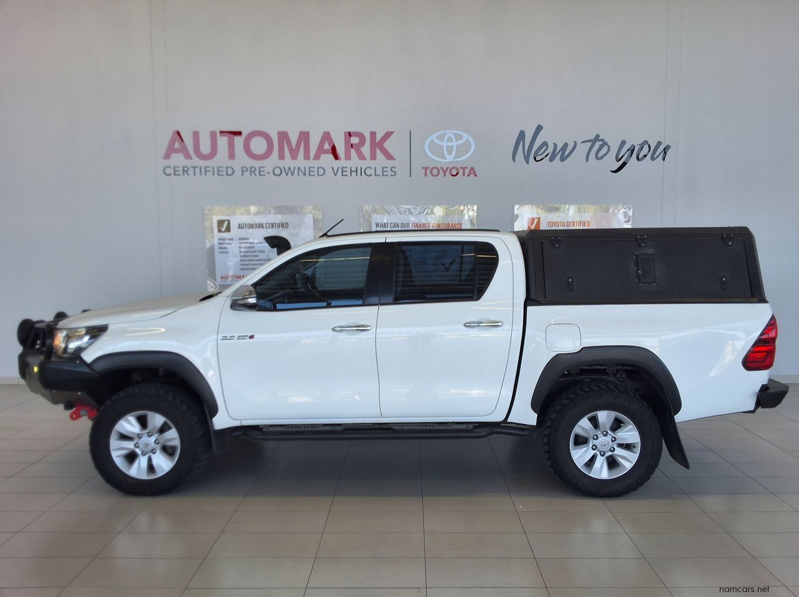 2017 Toyota HILUX DC 2.8 GD6 4X4 RAIDER AT pictures