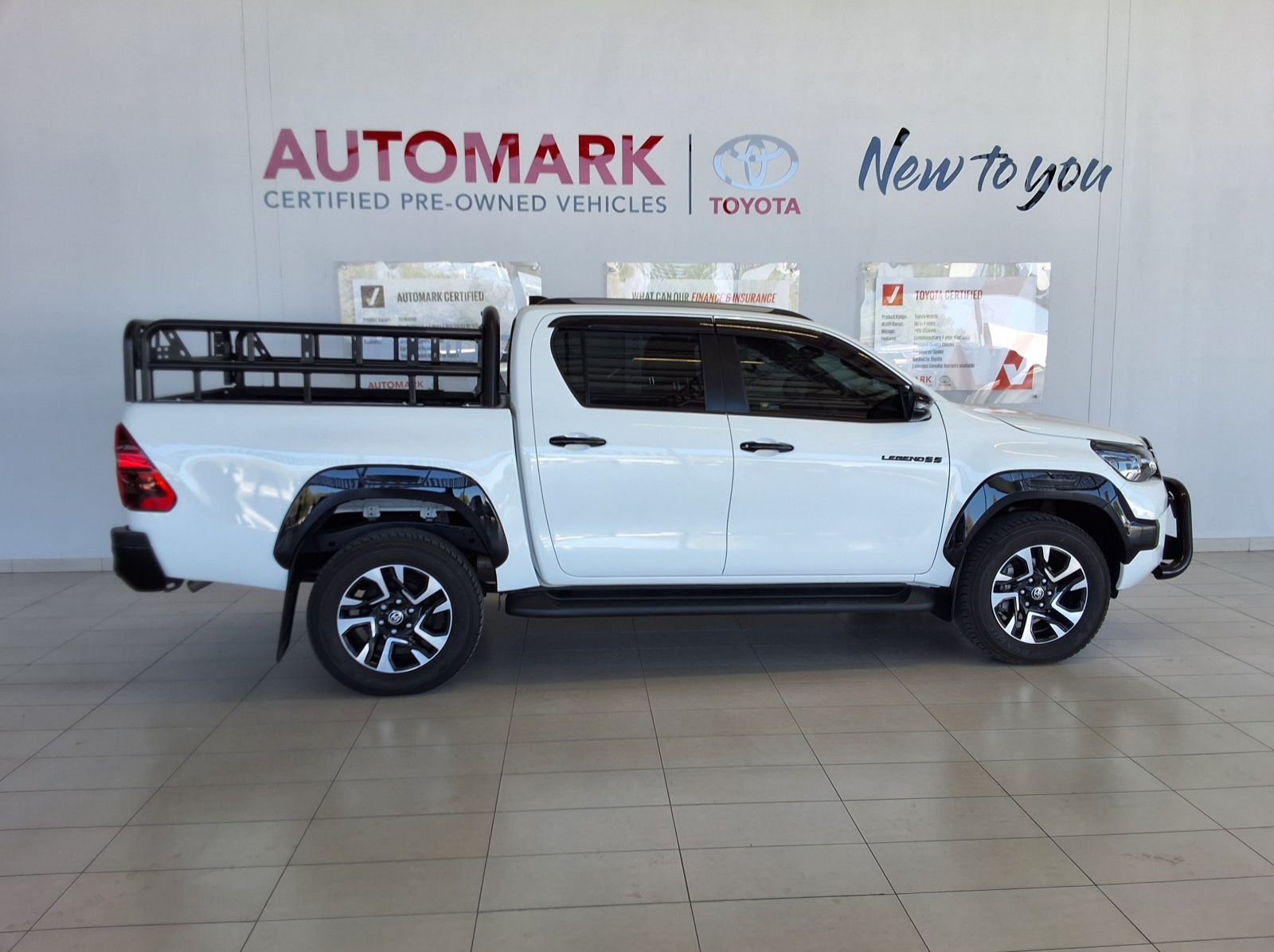 2025 Toyota Hilux Double Cab 2.8 RB LGD55 6AT ( pictures