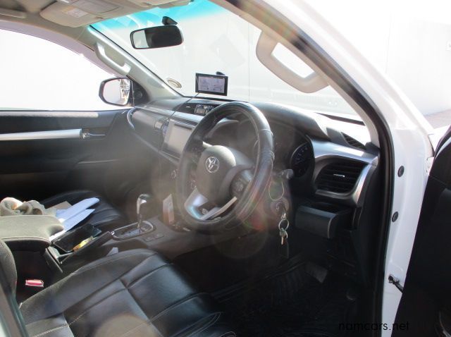 2016 Toyota 2.8 HILUX GD6 DC 4X4 AT P/UP pictures