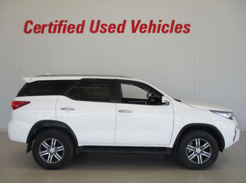 2016 Toyota FORTUNER 2.8 GD6  AT pictures