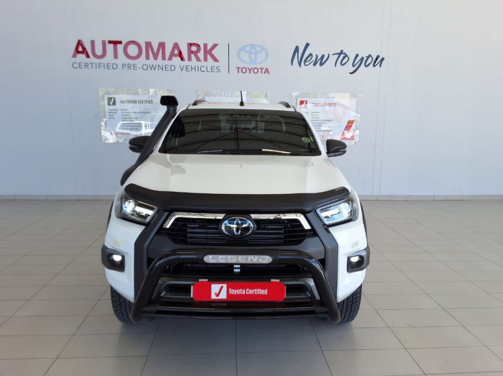 2025 Toyota HILUX 2.8 GD-6 LEGEND RS 4X4 AT pictures