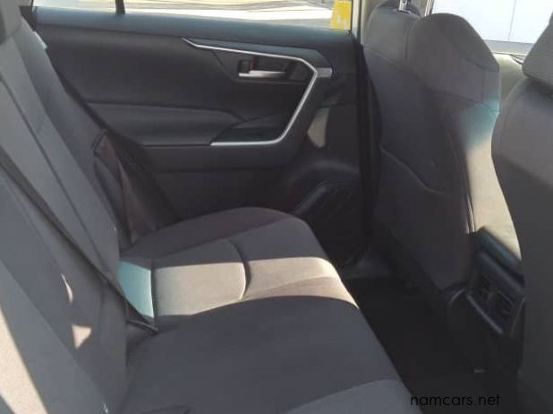 2019 Toyota 2.0 RAV4 GX CVT 2WD pictures