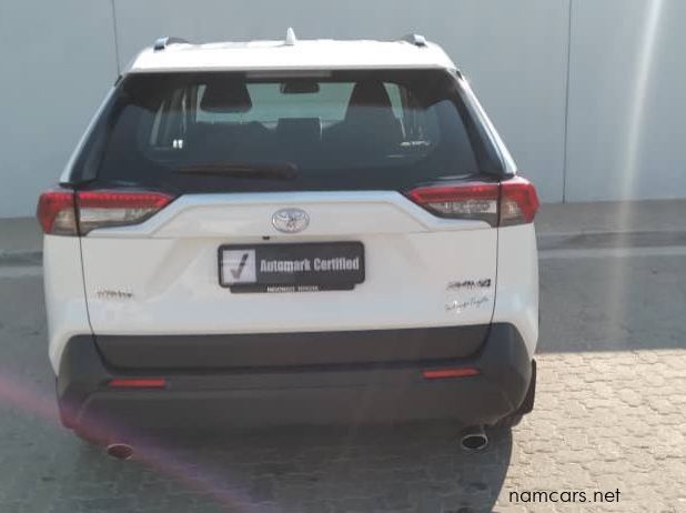 2019 Toyota 2.0 RAV4 GX CVT 2WD pictures