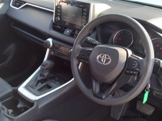 2019 Toyota 2.0 RAV4 GX CVT 2WD pictures