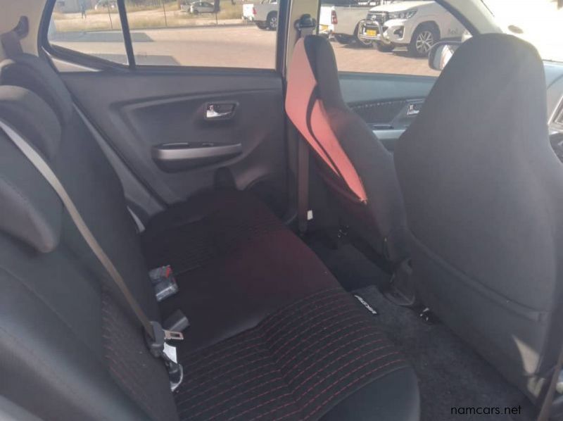 2022 Toyota 1.0 TOYOTA AGYA AT pictures