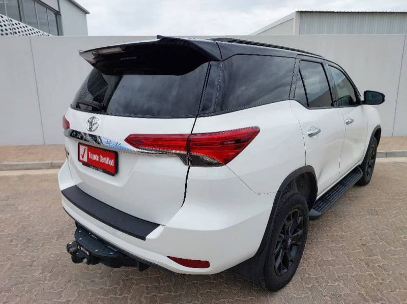 2020 Toyota Fortuner 2.8 GD6 Epic Black 4x2 AT pictures