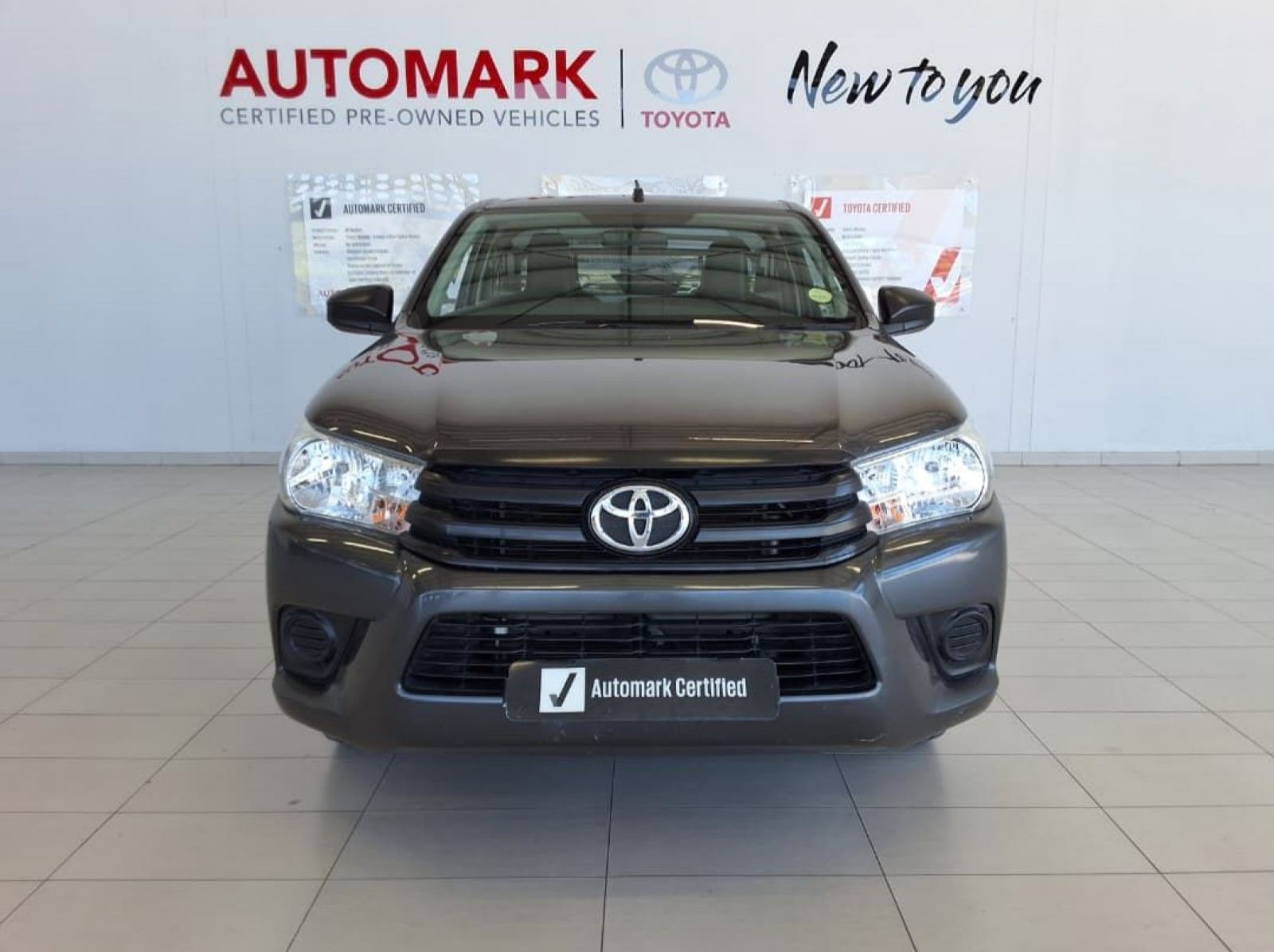 2021 Toyota Hilux 2.0 VVTi MT A/C pictures