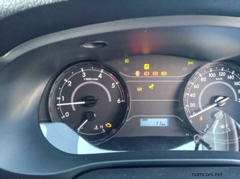 2022 Toyota 2.4 GD6 HILUX D/C SR MT pictures