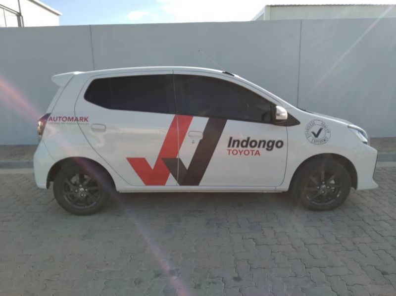 2022 Toyota 1.0 TOYOTA AGYA AT pictures