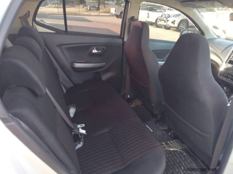 2022 Toyota 1.0 TOYOTA AGYA AT pictures