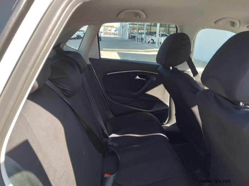 2016 Volkswagen 1.2 GP VOLKSWAGEN POLO TSI HIGHLINE pictures