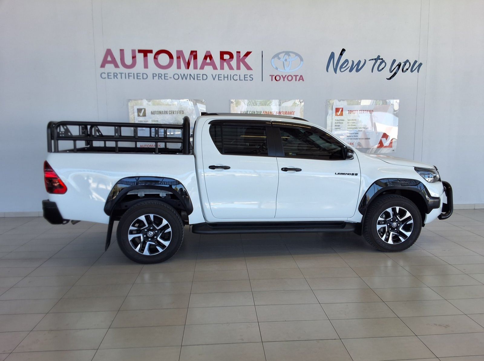 2025 Toyota Hilux Double Cab 2.8 RB LGD55 6AT ( pictures