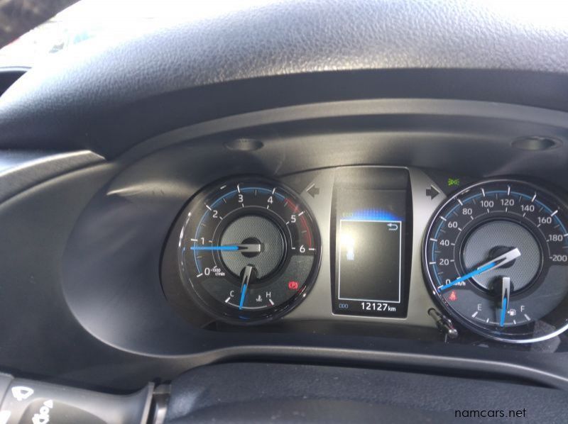 2021 Toyota 2.8 GD6 HILUX DOUBLE CAB LG 4X4 RS MT pictures