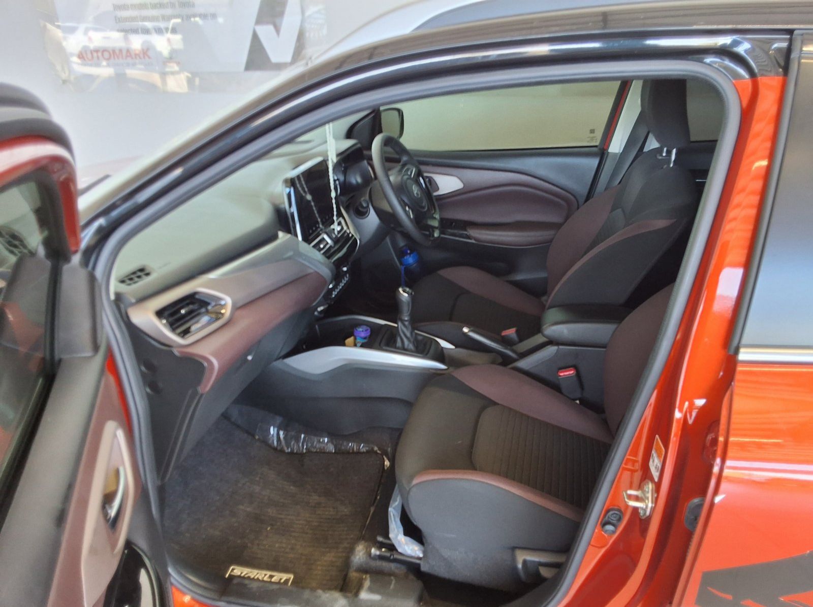 2026 Toyota Starlet Cross 1.5L XR MT pictures