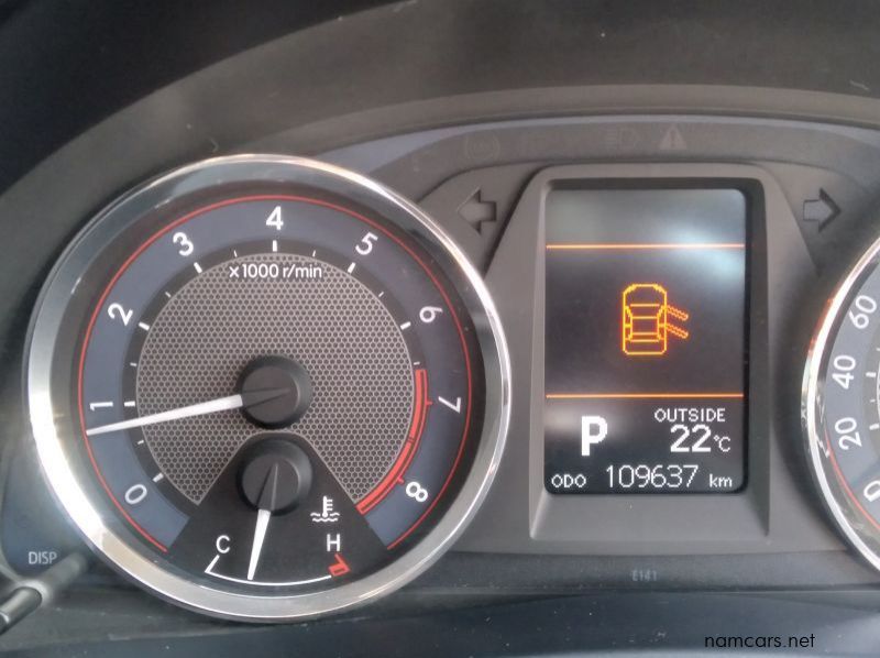 2015 Toyota 1.6 TOYOTA AURIS XR CVT pictures