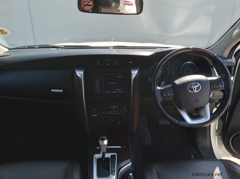 2017 Toyota 2.8 GD6 FORTUNER 4X4 AT pictures