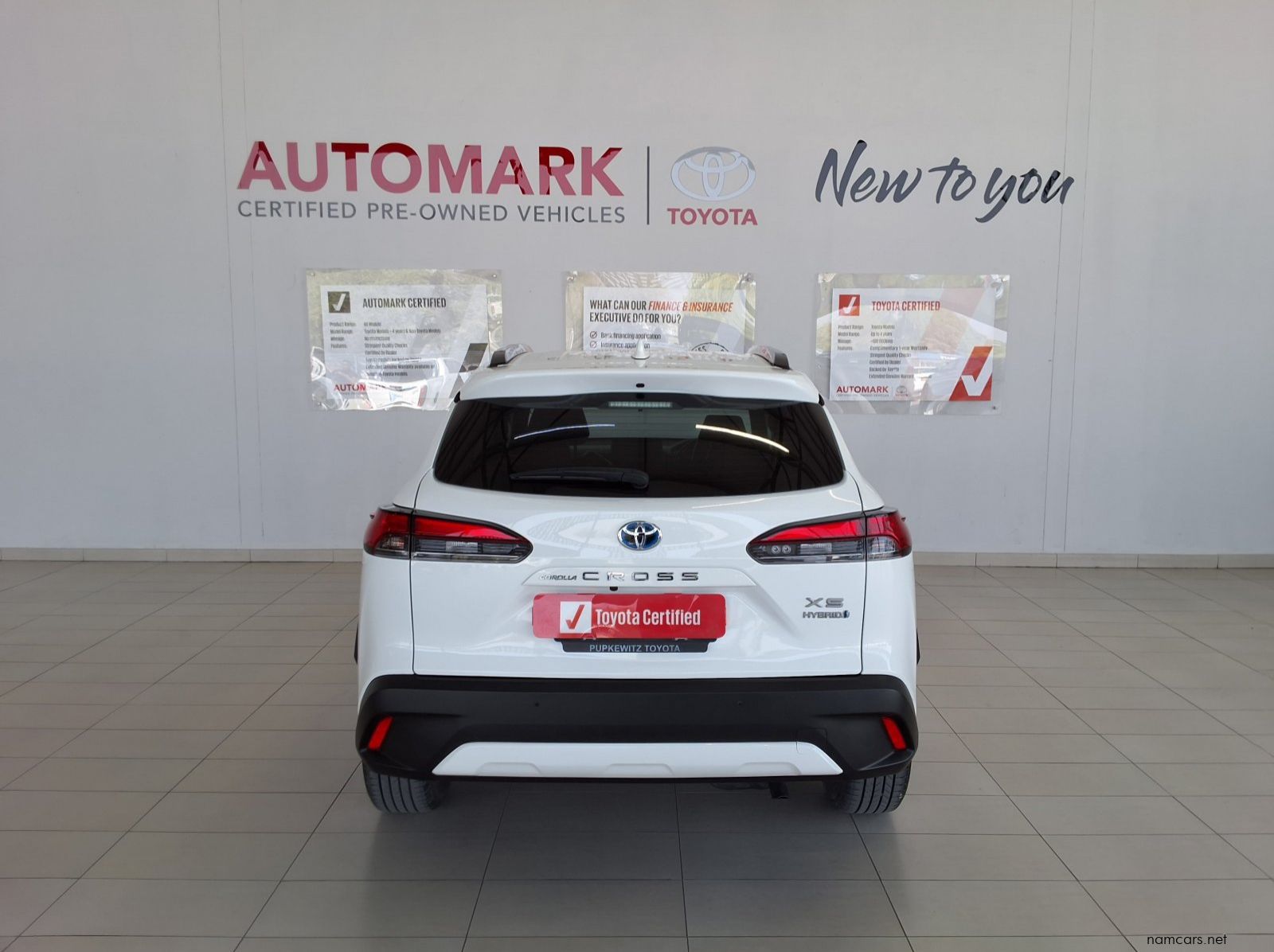 2024 Toyota Corolla Cross 1.8XS HEV pictures