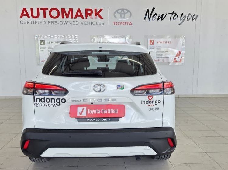2025 Toyota Corolla Cross 1.8 XR CVT pictures