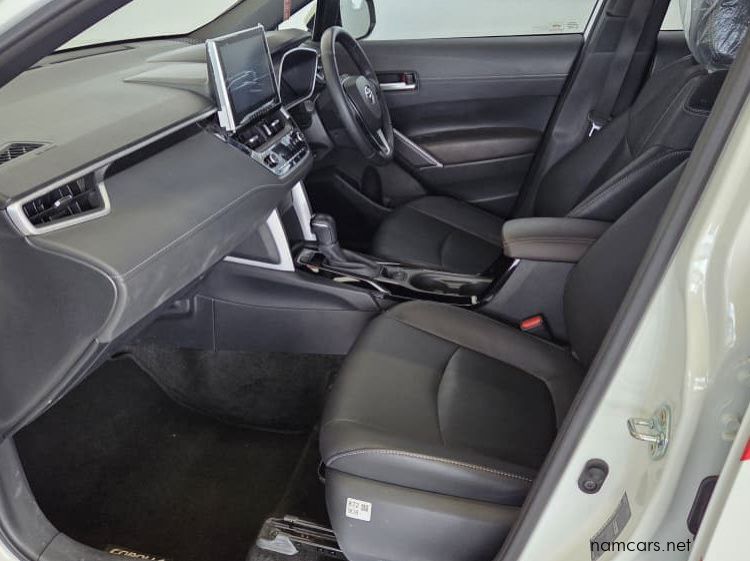 2025 Toyota Corolla Cross 1.8 XR CVT pictures