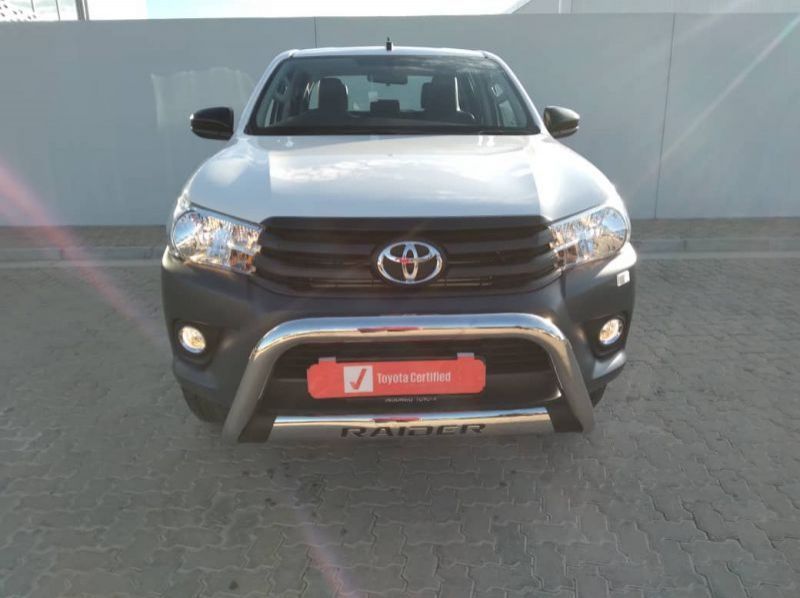 2022 Toyota 2.4 GD6 HILUX D/C SR MT pictures