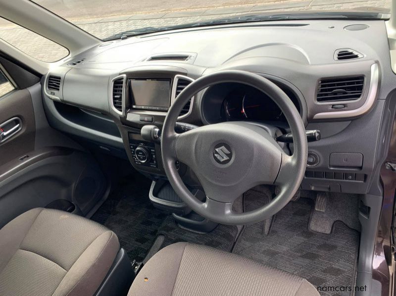 2012 Suzuki Solio pictures