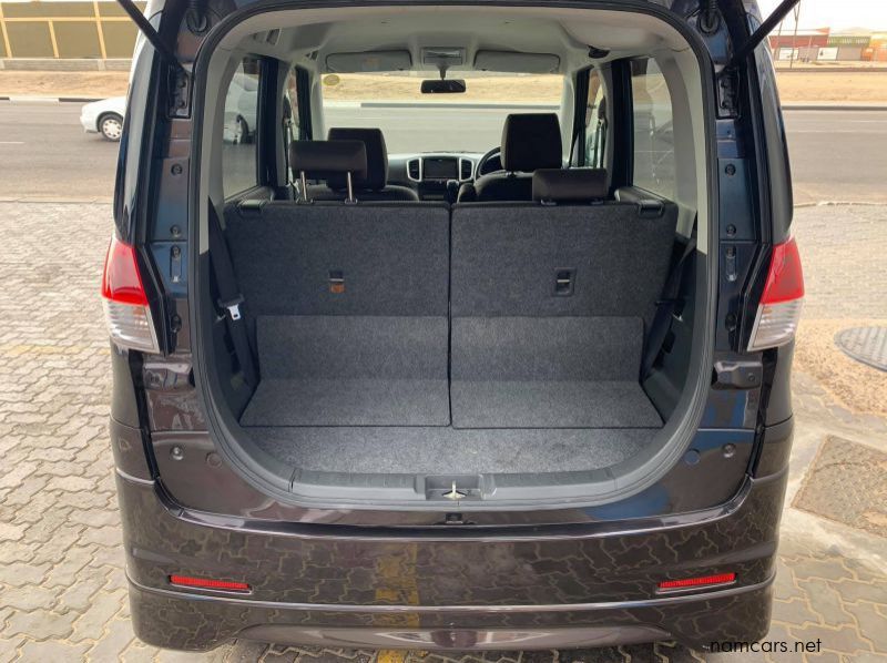 2012 Suzuki Solio pictures