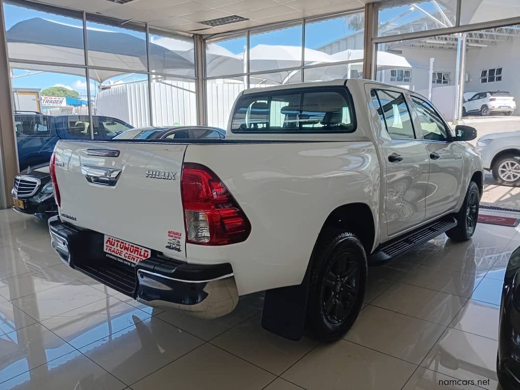 2023 Toyota Hilux 2.4Gd6 A/t D/c 4x4 photo