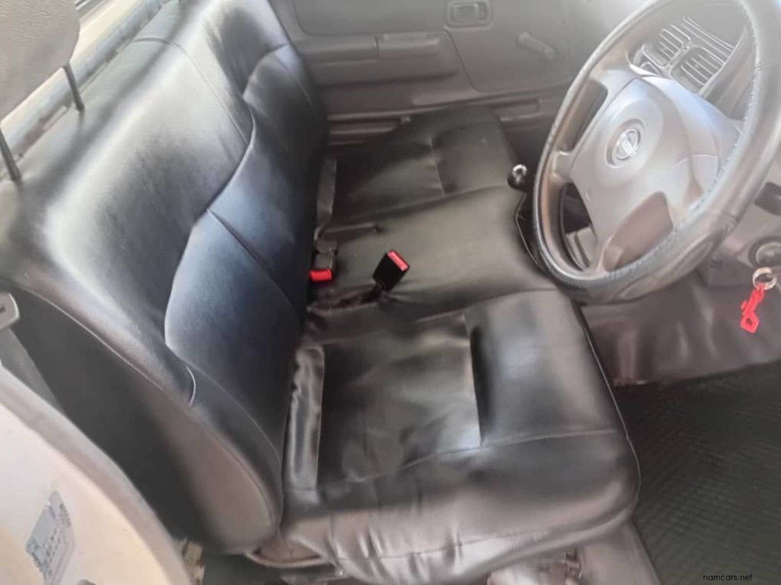 2012 Nissan Np300 2.4i S/c 4x2 photo