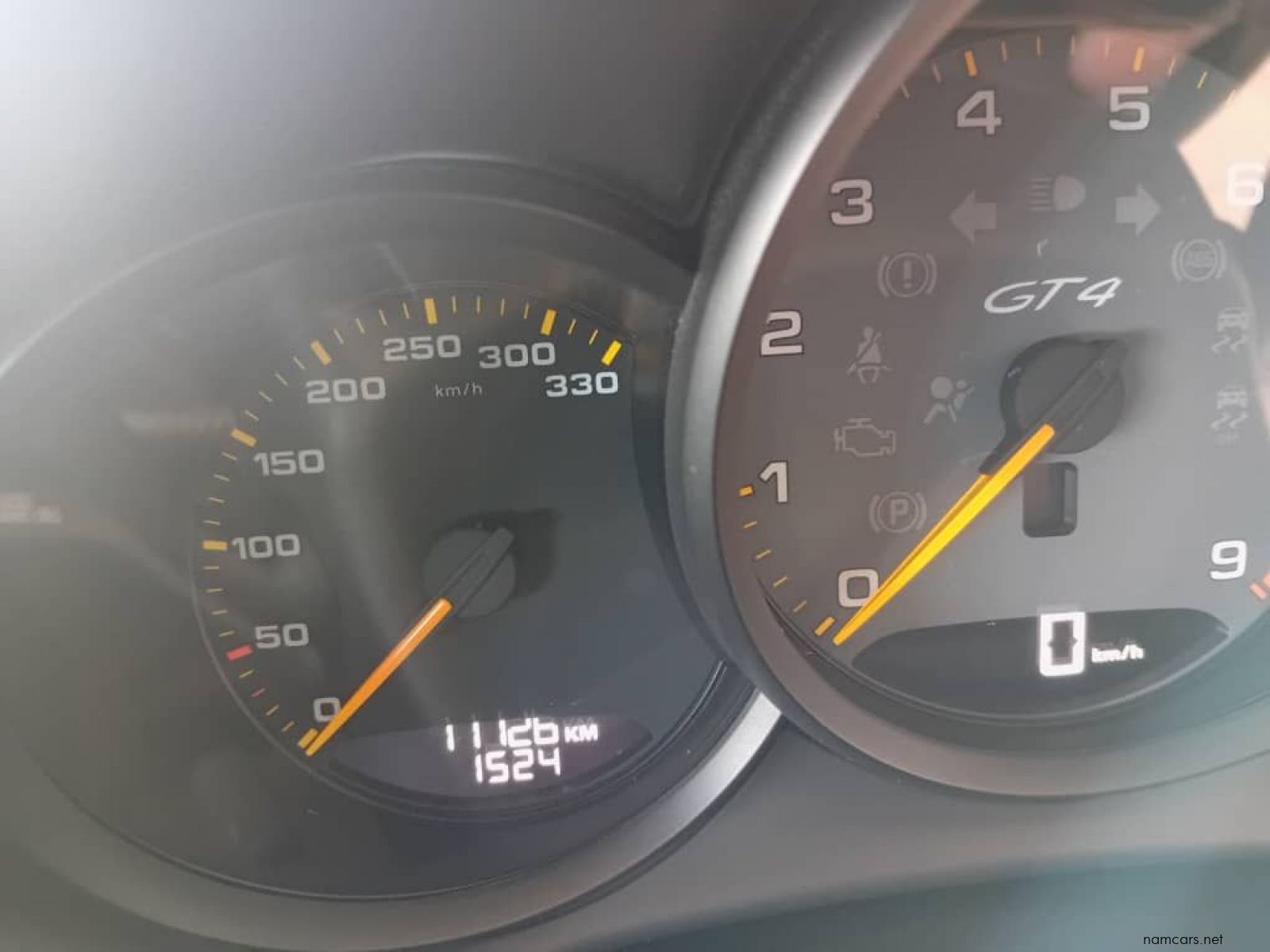 2016 Porsche Caymen GT4 photo