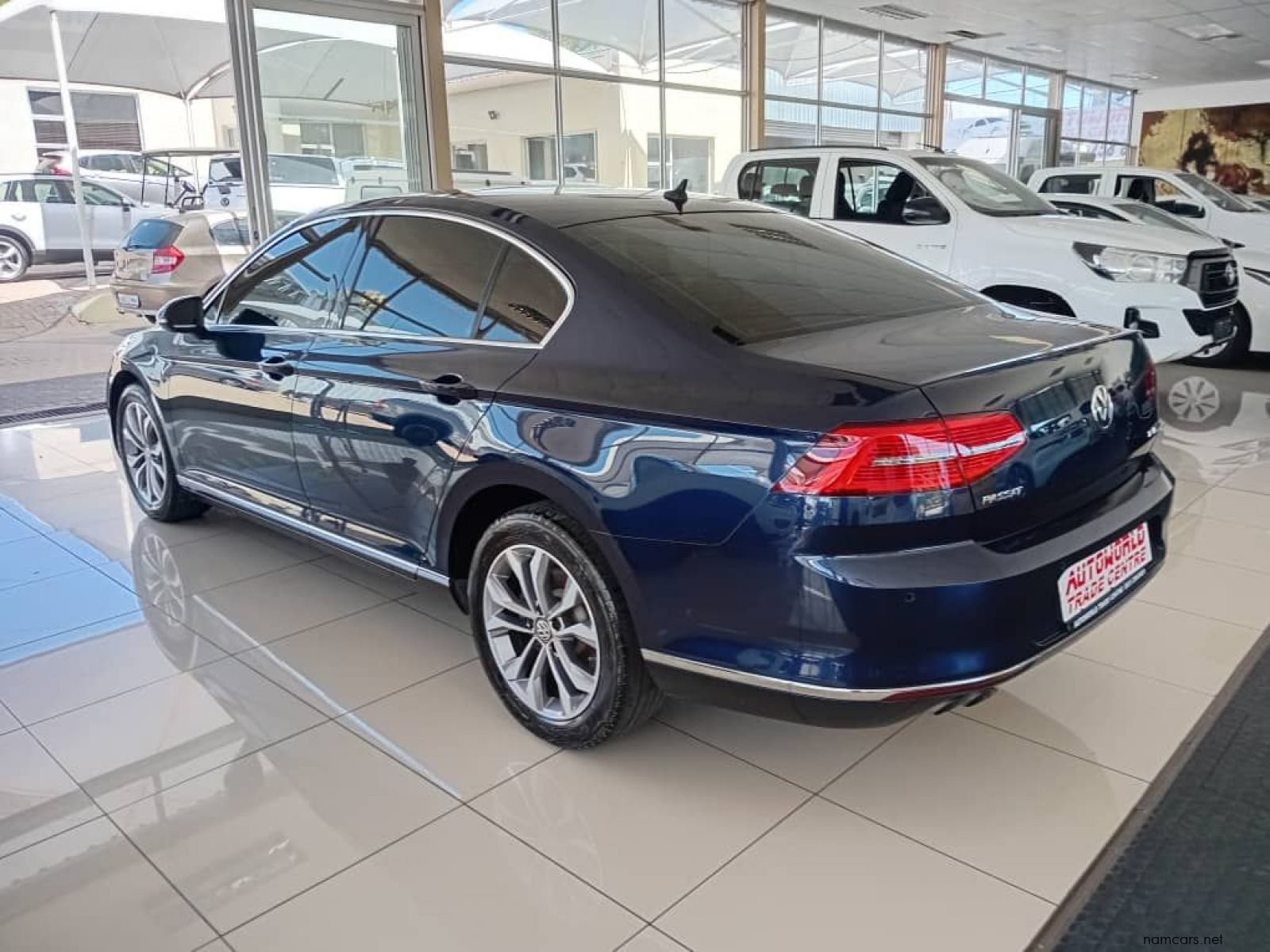 2015 Volkswagen Passat 1.8TSi DSG Hiline photo
