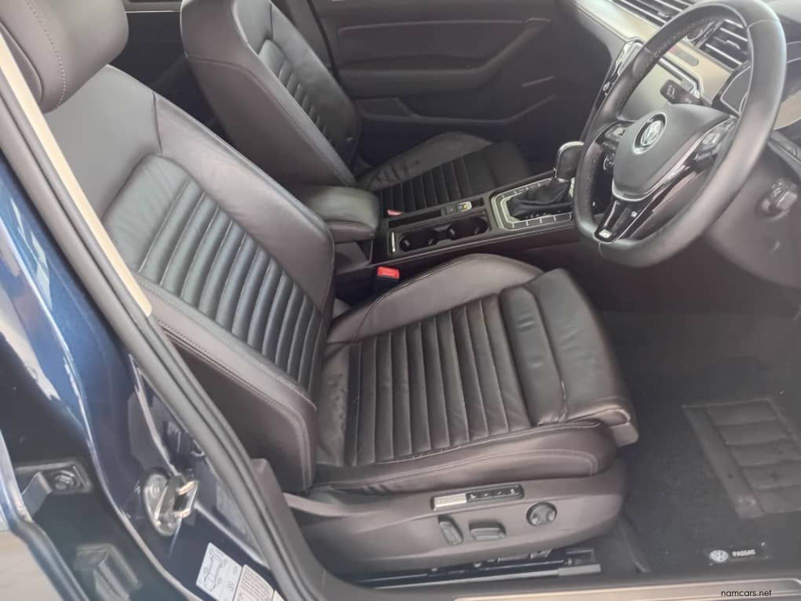 2015 Volkswagen Passat 1.8TSi DSG Hiline photo