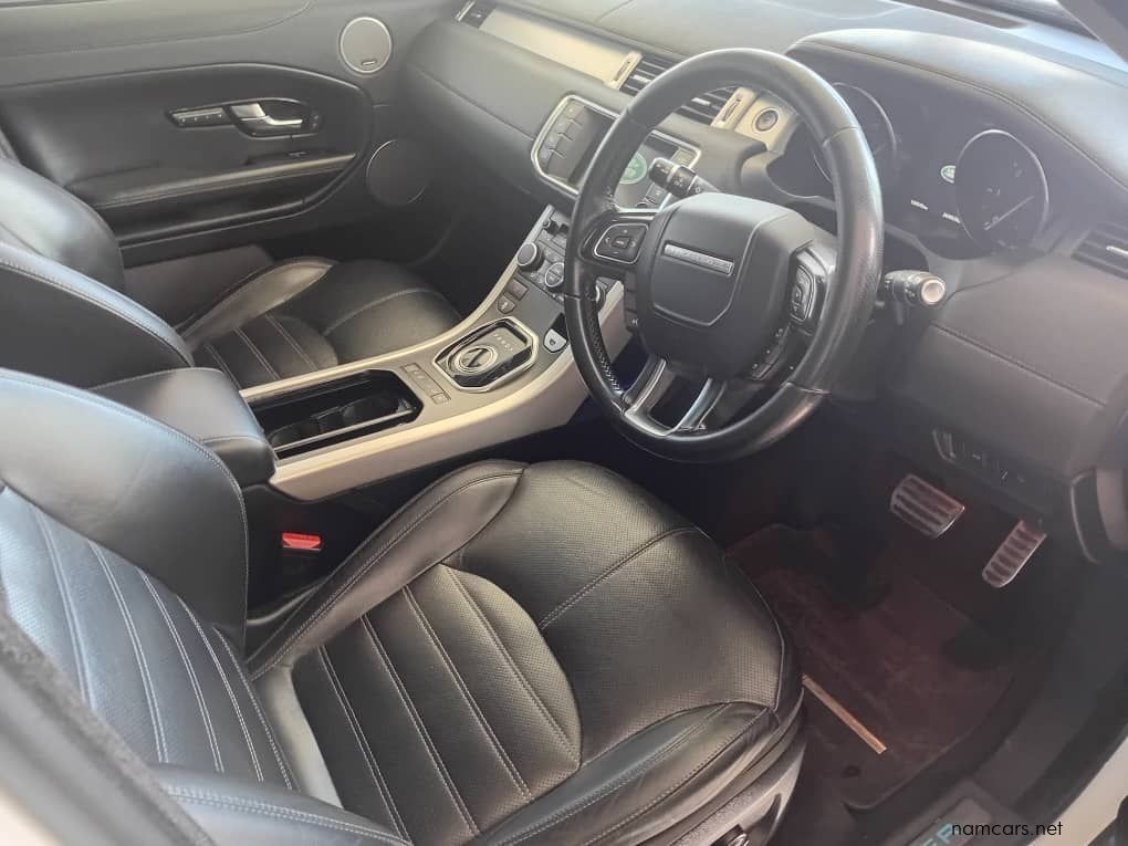2018 Land Rover Range Rover Evoque 2.2D photo