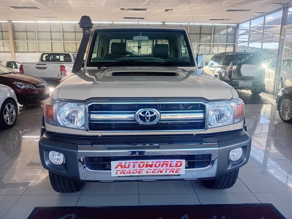 2017 Toyota Land Cruiser 4.5 v8 TDi S/c 4x4 photo