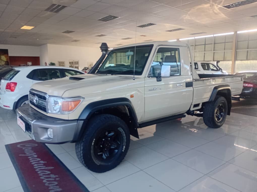 2017 Toyota Land Cruiser 4.5 v8 TDi S/c 4x4 photo