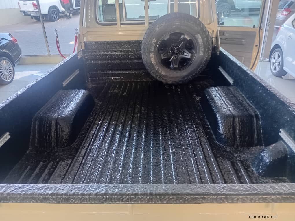 2017 Toyota Land Cruiser 4.5 v8 TDi S/c 4x4 photo