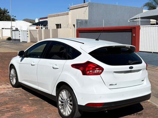 2015 Ford Focus 1.0 Ecoboost Ambiente photo