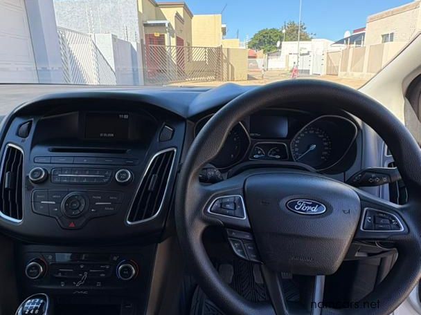 2015 Ford Focus 1.0 Ecoboost Ambiente photo