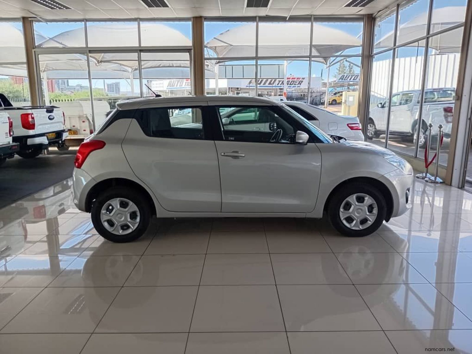 2022 Suzuki Swift 1.2 GL+ photo
