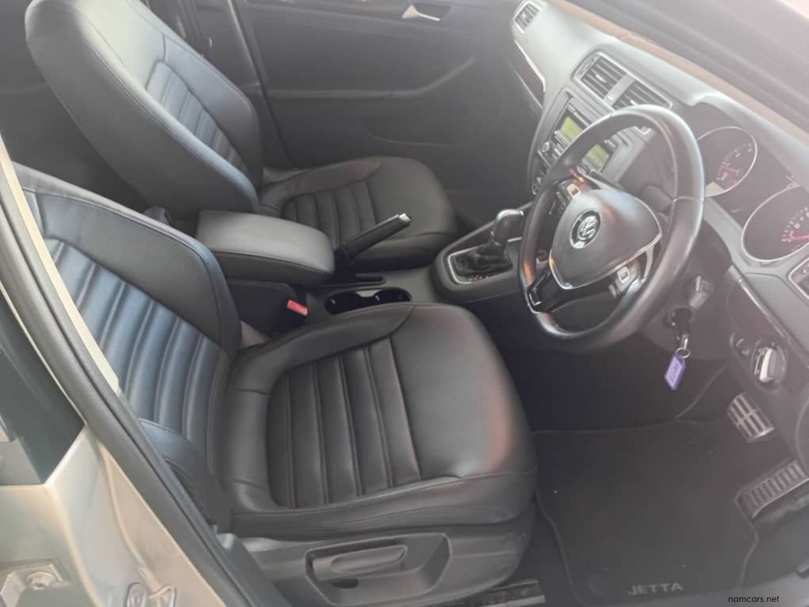 2015 Volkswagen Jetta 1.4TSi A/t Import. photo