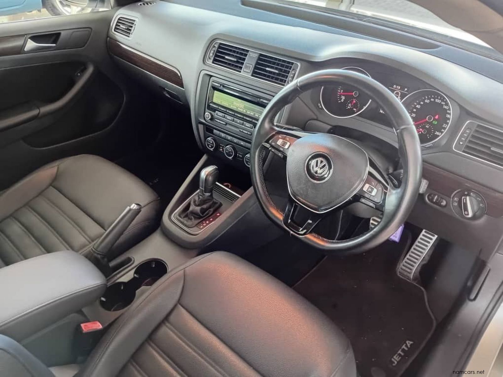 2015 Volkswagen Jetta 1.4TSi A/t Import. photo